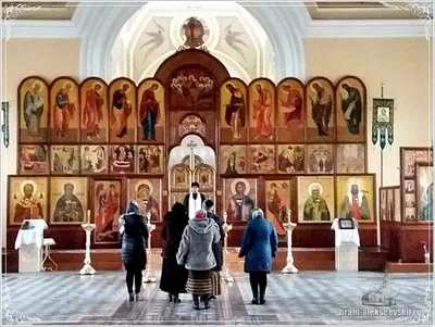 Праздничная Литургия в праздник Сретения Господня