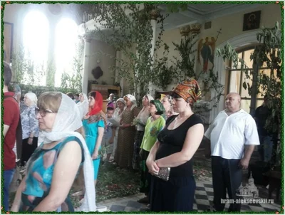 Праздник Святой Троицы в Алексиевском соборе