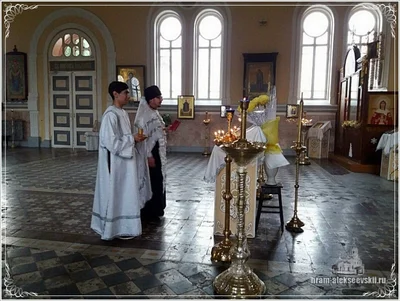 Литургия в честь празднования Собора Иоанна Предтечи