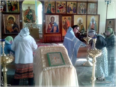 Праздник в честь Иверской иконы Божией Матери