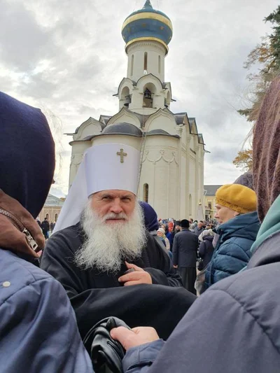 Митрополит Ташкентский и Узбекистанский Викентий сослужил Святейшему Патриарху Московскому и всея Руси Кириллу в молебне перед чтимой иконой преподобного Сергия Радонежского
