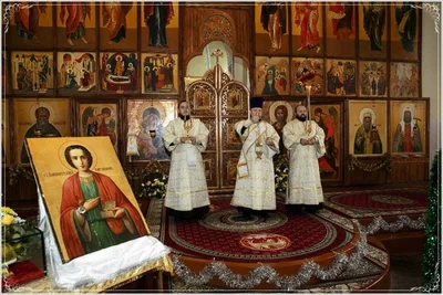 Митрополит Волоколамский Иларион (Алфеев) в Алексиевском Соборе