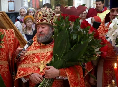 Духовенство епархии поздравило архипастыря с Пасхой Христовой