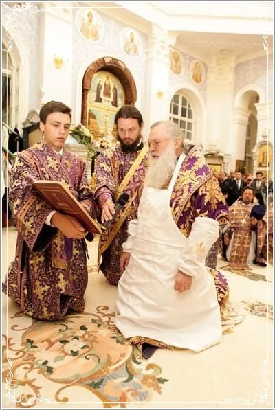 Патриарх Кирилл совершил великий чин освящения главного храма епархии и всего Среднеазиатского митрополичьего округа