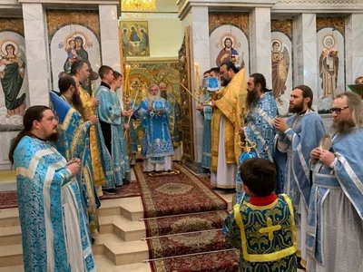 Митрополит Ташкентский и Узбекистанский Викентий, глава Среднеазиатского митрополичьего округа возглавил Божественную литургию в Свято-Никольском кафедральном соборе г. Душанбе