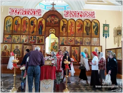 Радоница. Поделиться с нашими усопшими радостью Воскресения Христова.