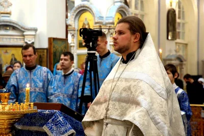 В праздник Введения во храм Пресвятой Богородицы митрополит Викентий совершил пресвитерскую и диаконскую хиротонии