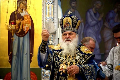 В праздник Введения во храм Пресвятой Богородицы митрополит Викентий совершил пресвитерскую и диаконскую хиротонии