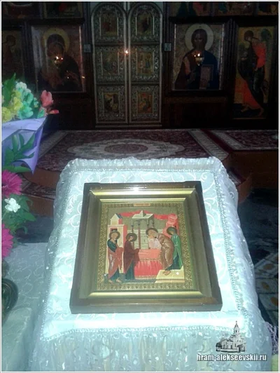 Божественная Литургия в праздник Сретения Господня