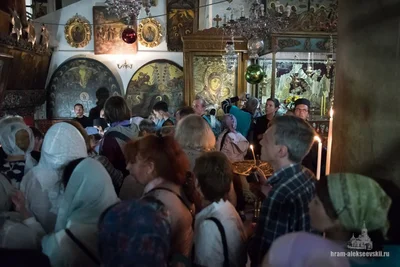 Паломничество на Святую Землю за Благодатным огнем