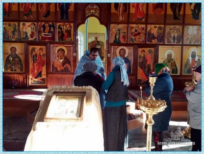 Русская православная церковь отмечает праздник Введения во храм Пресвятой Богородицы