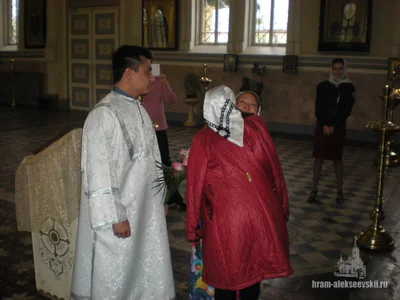 Пономарь храма Максим, вступил на стезю брачной жизни