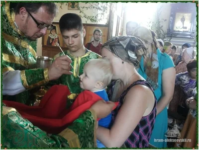 Праздник Святой Троицы в Алексиевском соборе