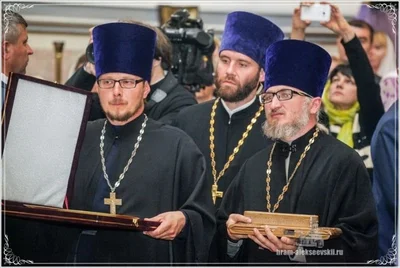 Святейший Патриарх Кирилл совершил вечернее богослужение в соборе святителя Алексия Московского в Самарканде. 30. 09. 2017.