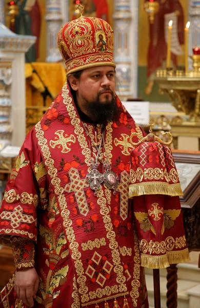 В Ташкент доставлен ковчег с частицей мощей святого великомученика Димитрия Солунского