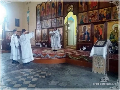 Литургия в честь празднования Собора Иоанна Предтечи
