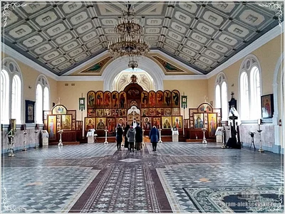 Праздничная Литургия в праздник Сретения Господня
