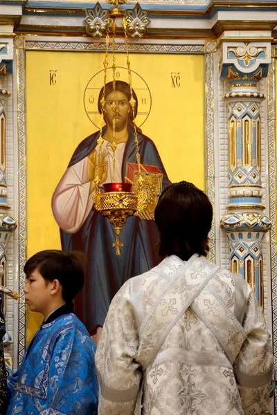 В праздник Введения во храм Пресвятой Богородицы митрополит Викентий совершил пресвитерскую и диаконскую хиротонии
