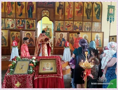 Праздничное Богослужение в день обретения мощей святителя Алексия