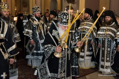 Паломничество на Святую Землю за Благодатным огнем