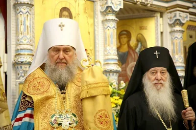 Одиннадцать архиереев молились в кафедральном соборе Ташкента за Божественной литургией