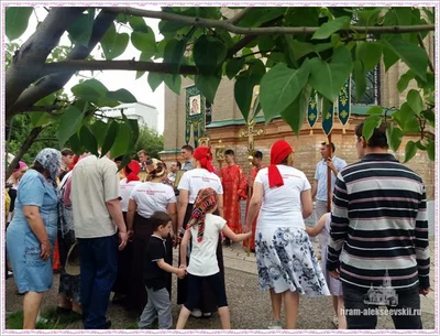 Праздничное Богослужение в день обретения мощей святителя Алексия