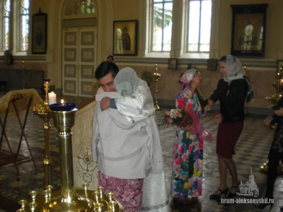 Пономарь храма Максим, вступил на стезю брачной жизни