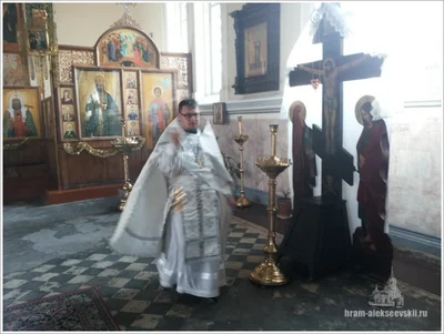 Божественная Литургия и чин Великого освящения воды в в навечерие Богоявления (Крещенский сочельник).