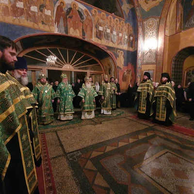 В день преставления преподобного Сергия Радонежского митрополит Ташкентский и Узбекистанский Викентий совершил Литургию в храме преподобного Иоанна Лествичника Московской духовной семинарии Троице-Сергиевой лавры