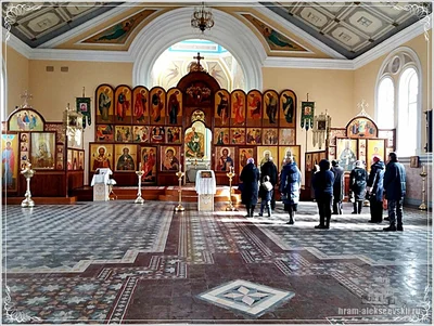 Праздничная Литургия в праздник Сретения Господня