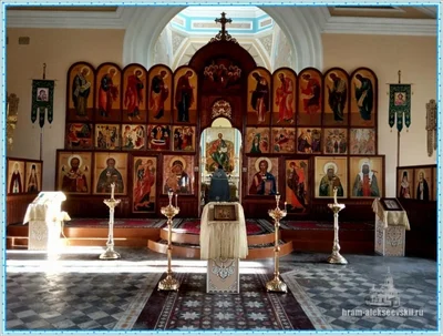 Русская православная церковь отмечает праздник Введения во храм Пресвятой Богородицы