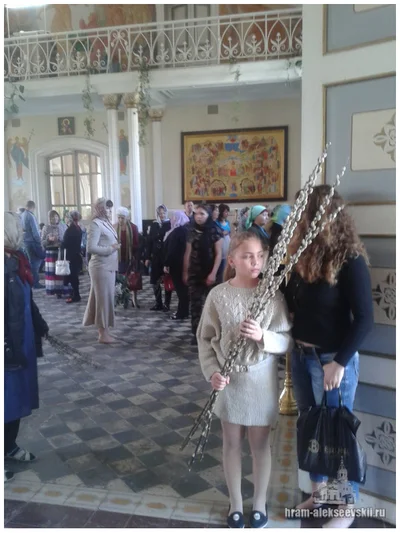 Праздничная литургия Входа Господня в Иерусалим прошла в Свято — Алексиевском соборе