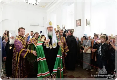 Святейший Патриарх Кирилл посетил храм Архистратига Божия Михаила в Бухаре