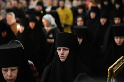 В день рождения Святейшего Патриарха Кирилла митрополит Викентий сослужил Божественную литургию в Храме Христа Спасителя