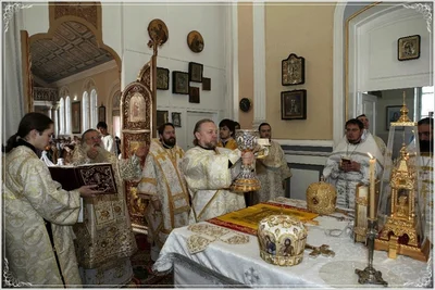 Митрополит Волоколамский Иларион (Алфеев) в Алексиевском Соборе