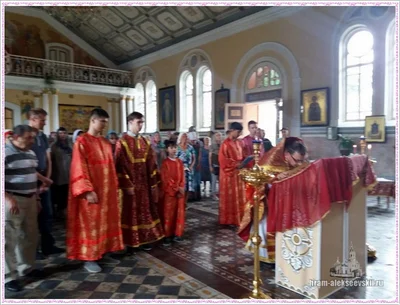Праздничное Богослужение в день обретения мощей святителя Алексия