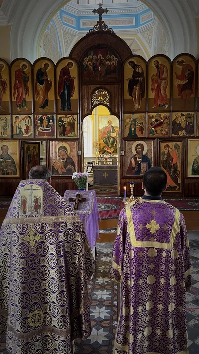 Всенощное бдение в праздник Воздвижения Честного и Животворящего Креста Господня