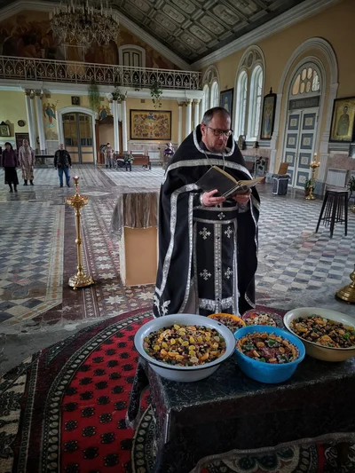 В Свято-Алексиевском соборе вновь освятили коливо в память великомученика Феодора Тирона