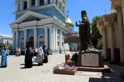 Настоятель и диакон собора сослужили митрополиту Викентию в день Ташкентской епархии