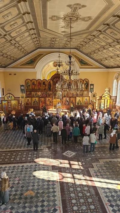 Традиционный Рождественский фестиваль собрал юных прихожан в Свято-Алексиевском соборе