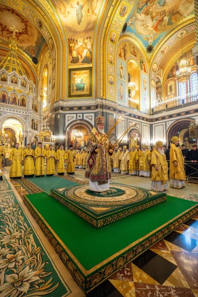 Митрополит Викентий в сонме архиереев сослужил Патриарху Кириллу в Храме Христа Спасителя