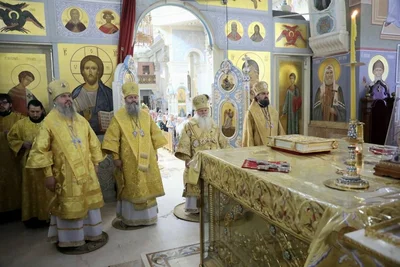 Настоятель собора сослужил митрополиту Викентию на торжествах 65-летия со дня преставления святителя Луки Крымского