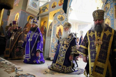 Архипастыри округа совершили Литургию Преждеосвященных Даров на духовной родине святителя Луки