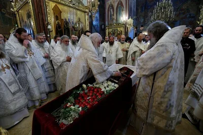 Отпевание и погребение старца архимандрита Наума (Байбородина) в Троице-Сергиевой лавре