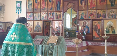 В Неделю Всех Святых провозглашено многолетие Патриарху Кириллу и митрополиту Викентию