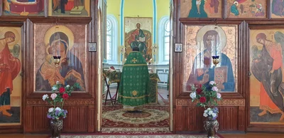 В Неделю Всех Святых провозглашено многолетие Патриарху Кириллу и митрополиту Викентию