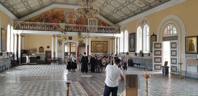 Собор посетил протоиерей Борис Маслаков с паломнической группой из Газалкента