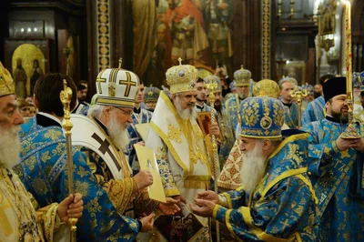 Патриарх Кирилл наградил митрополита Викентия правом ношения двух панагий
