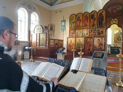 Служба двенадцати Евангелий в Великий четверг