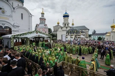 Митрополит Викентий принял участие в торжествах 600-летия обретения мощей преподобного Сергия Радонежского